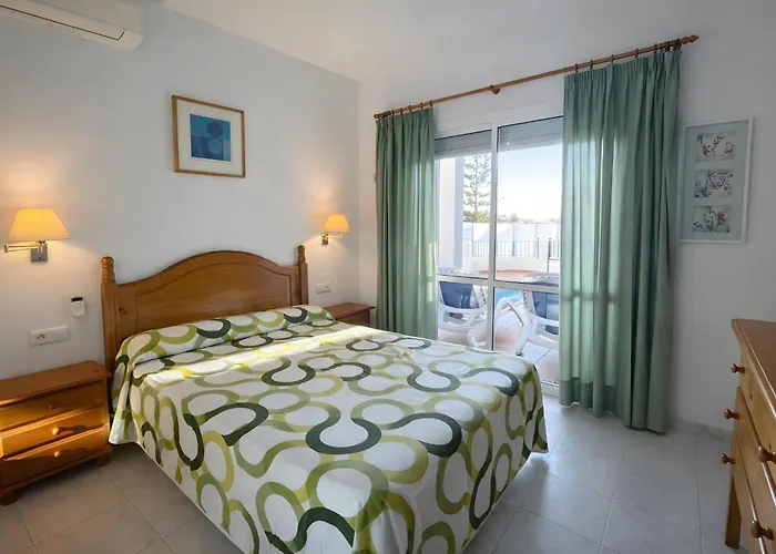 Vista Con Piscina Privada - Lual Apartament *