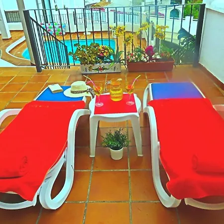 Vista Con Piscina Privada - Lual Apartment