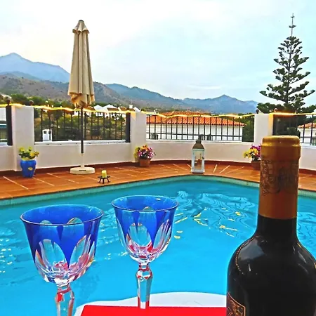 شقة Vista Con Piscina Privada - Lual نيرخا