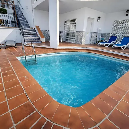 Vista Con Piscina Privada - Lual * Nerja