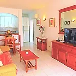 Vista Con Piscina Privada - Lual *