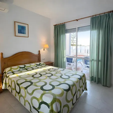 Vista Con Piscina Privada - Lual Apartamento *